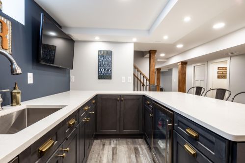 130 85, Milwaukee WI 53214-2963 exterior