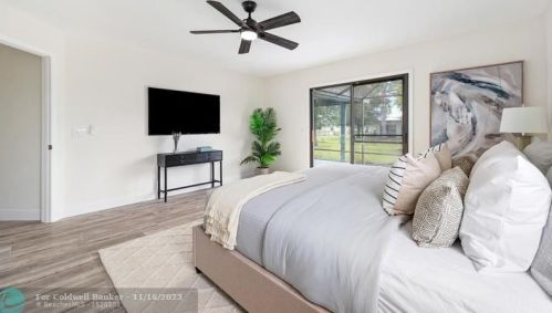 314 Thornhill Dr, Fort Pierce FL  34983-3701 exterior