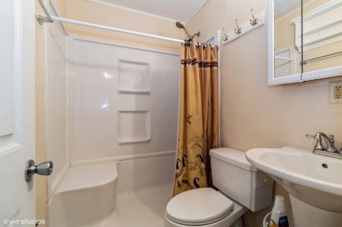 412 Bellarmine Dr, Joliet IL 60436-1862 exterior