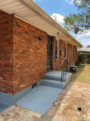 1643 Flintwood Dr, Atlanta GA 30316-4127 exterior