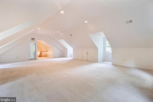 15302 Sweetridge Rd, Silver Spring MD 20905-3804 exterior