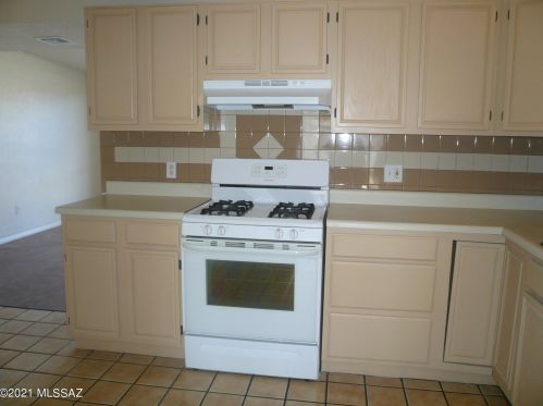 4678 25 St, Tucson AZ 85711-5420 exterior