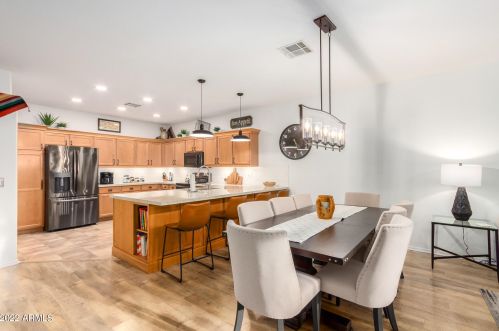 722 Tangerine Dr, Chandler AZ  85226-2001 exterior