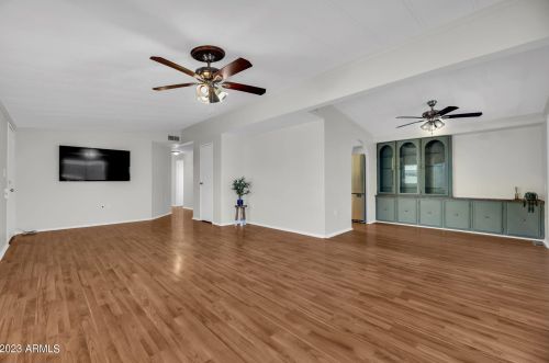 18048 2nd Pl, Phoenix AZ  85022-1511 exterior