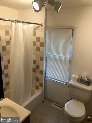 2331 Gerritt St, Philadelphia PA 19147-5821 exterior