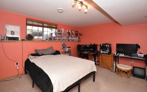 8465 Westminster Dr, Sturtevant WI 53177-2835 exterior