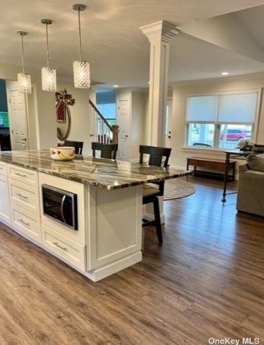 280 Blake Ave, Bohemia NY  11716-3415 exterior