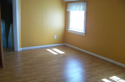 11 Blaine St, Providence RI 02919-4103 exterior