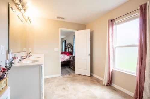 5690 Pine Trail Cir, Fort Pierce FL exterior