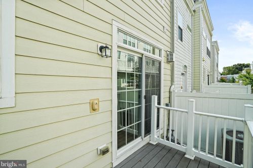 2139 Little Sorrel Way, Silver Spring MD 20902-2893 exterior