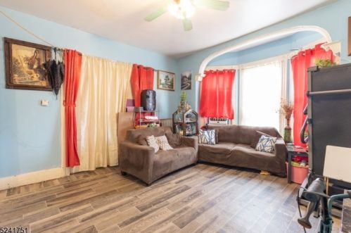 20 Chadwick St, Paterson NJ  07503-3133 exterior