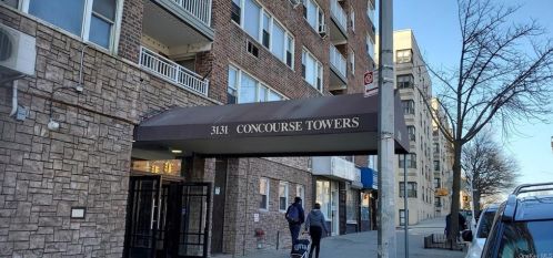 3131 Grand Concourse, Bronx NY  10468-1401 exterior
