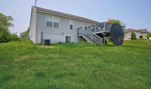 454 Chestnut Way, Linden MI 48451-8873 exterior