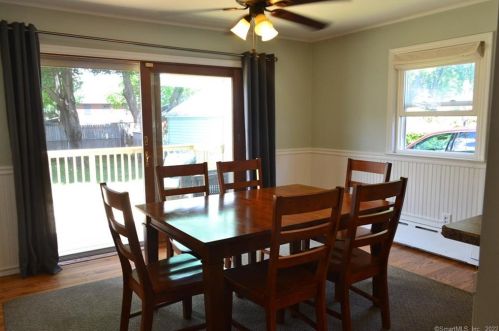 13 Holbrook St, Milford CT 06460-5133 exterior