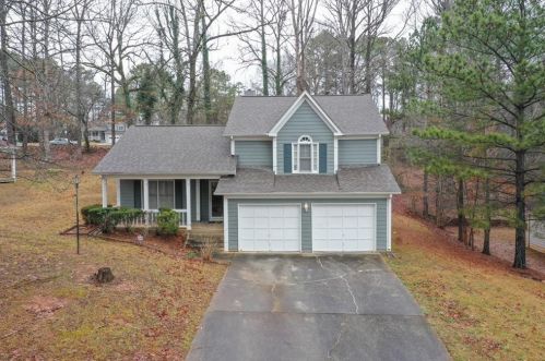 5326 Winslow Xing, Lithonia GA  30038-1147 exterior