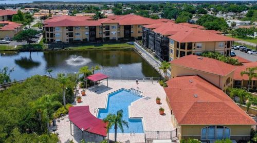 4302 Bayside Village Dr, Tampa FL  33615-5574 exterior