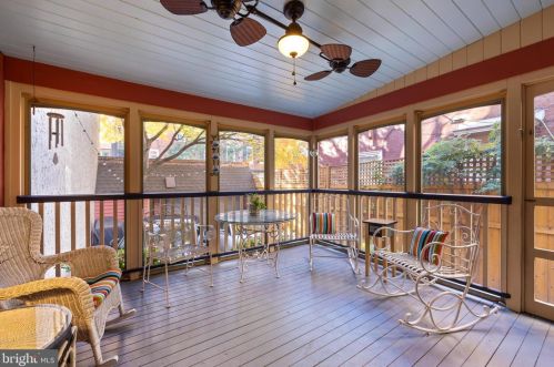 1016 Clinton St, Philadelphia PA 19107-6017 exterior