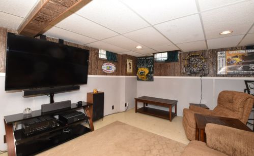 4145 Packard Ave, Milwaukee WI 53235-5544 exterior