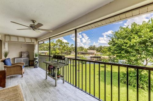 1223 Commonwealth Cir, Naples FL 34116-3626 exterior