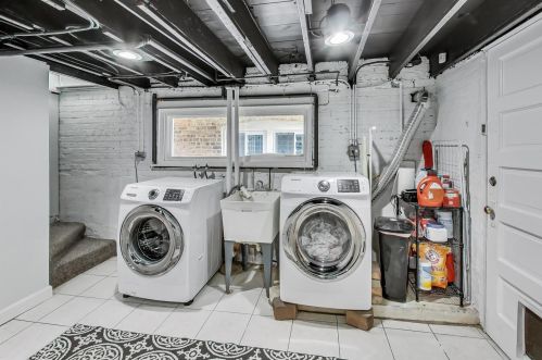 5327 Oakdale Ave, Chicago IL 60657-8139 exterior