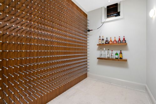 1950 Orch St, Chicago IL 60614-5495 exterior