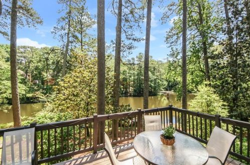 2447 King Arthur Cir, Atlanta, GA 30345-2117