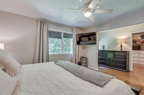 1998 Gainsborough Dr, Atlanta GA 30341-1017 exterior