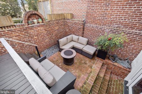 1527 31 St, Washington DC 20007-4405 exterior