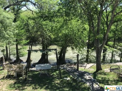 1334 Whispering Water, Spring Branch TX 78070-5613 exterior