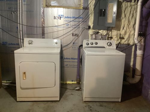 2417 7 St, Meskegon MI 49440-1060 exterior