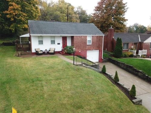 5110 Fieldcrest Dr, Pittsburgh PA  15236-1704 exterior