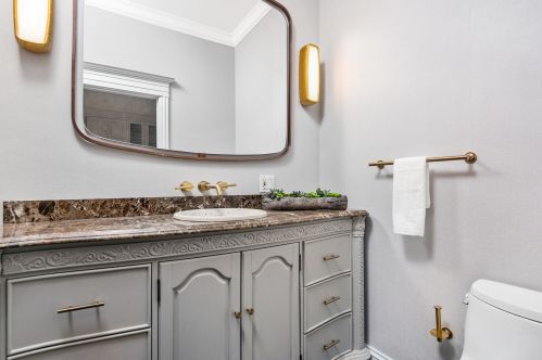 3651 Lakewood Ave, Chicago IL 60613-3724 exterior