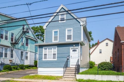 221 Myrtle Ave, Irvington NJ  07111-2657 exterior