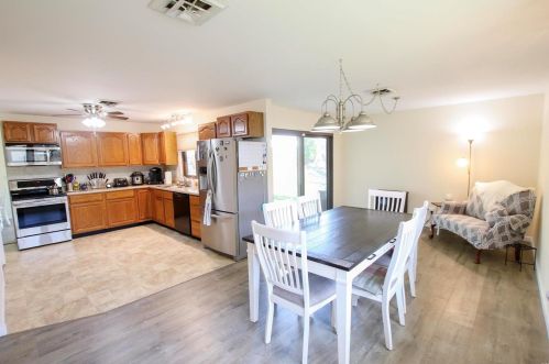 1550 Ross Ave, Saint Louis MO 63146-3817 exterior