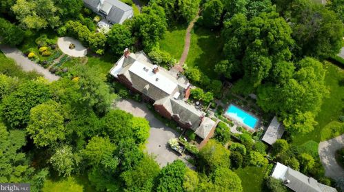 455 Chestnut Hill Ave, Philadelphia PA 19118-2712 exterior