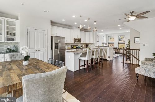 3143 Ft Lincoln Dr, Washington DC 20018-4311 exterior