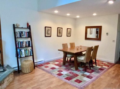 244 Ledge Dr, Torrington CT 06790-2245 exterior