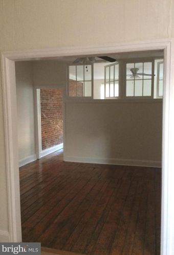 802 2nd St, Philadelphia PA 19122-3324 exterior