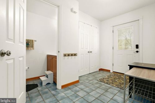 1812 Tufa Ter, Silver Spring MD 20904-5352 exterior