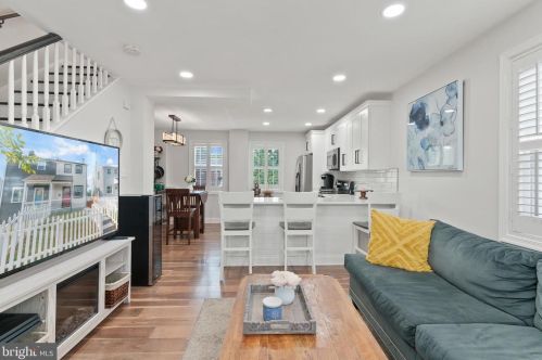 4355 G St, Washington DC  20019-4255 exterior