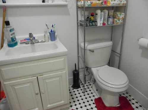 1847 Holland Ave, Bronx NY 10467-8304 exterior