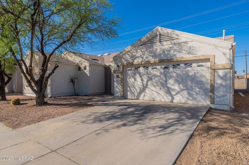2944 Beck Dr, Tucson AZ  85730-3620 exterior