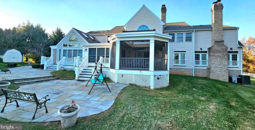 17815 Fraley Farm Rd, Rockville MD 20855-1664 exterior