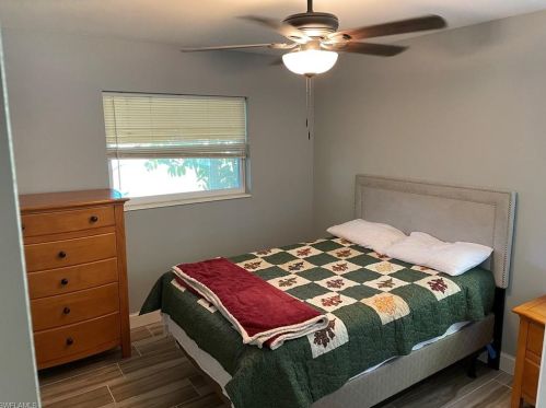 803 96 Ave, Naples FL 34108-2465 exterior