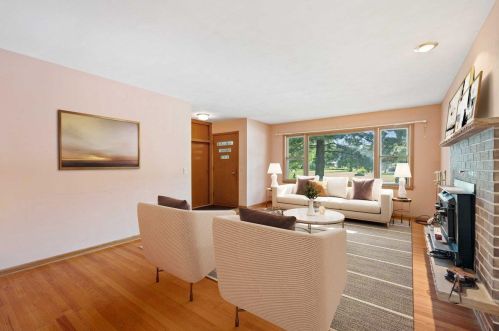 10 Rosa Rd, Madison, WI 53705-4439