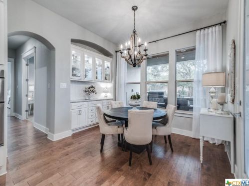 1306 Mystic Shr Blvd, Spring Branch TX 78070-5243 exterior