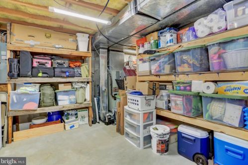 484 Columbus Ave, Littlestown PA 17340-1516 exterior