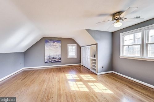 1101 Morningside Ln, Alexandria VA 22308-1042 exterior