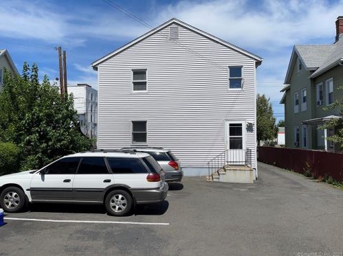 11 Dwight St, New Britain, CT 06051-2314