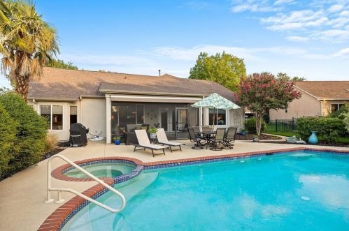 200 Scurry Pass, Georgetown TX 78633-4930 exterior